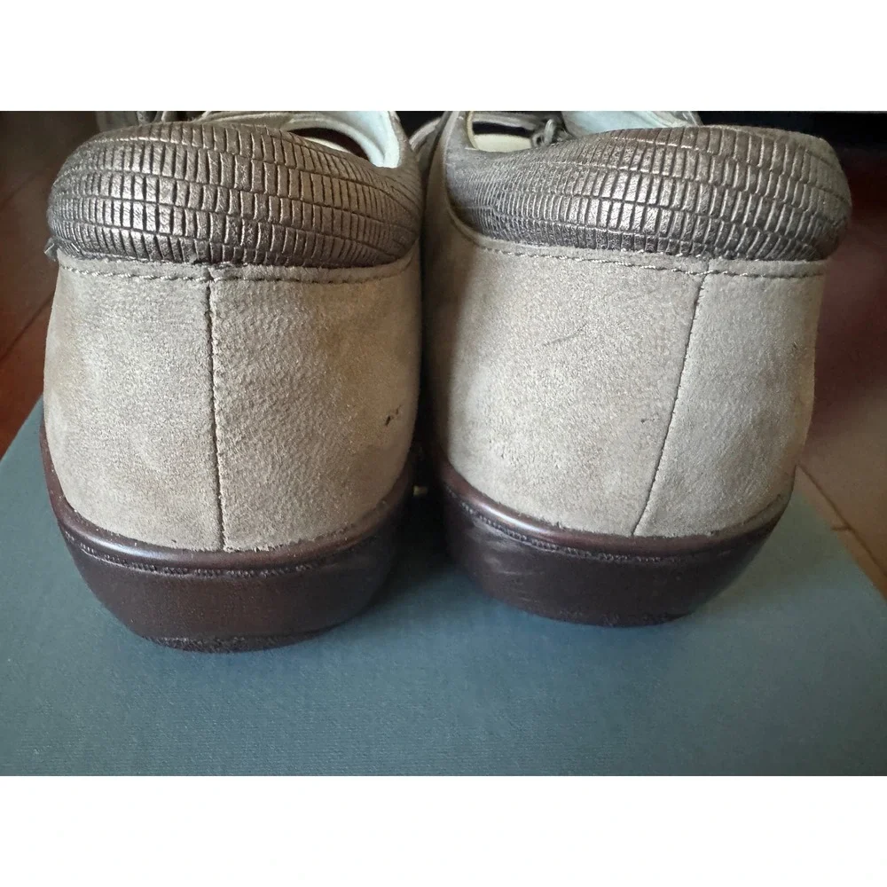 Aravon Duxbury Two Strap Taupe Suede Metallic Sandals CH4079 Womens 10 2E Wide